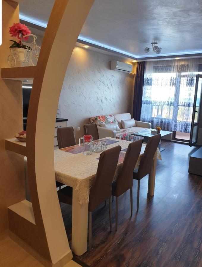 Sunshine Apartment Pomorie Extérieur photo