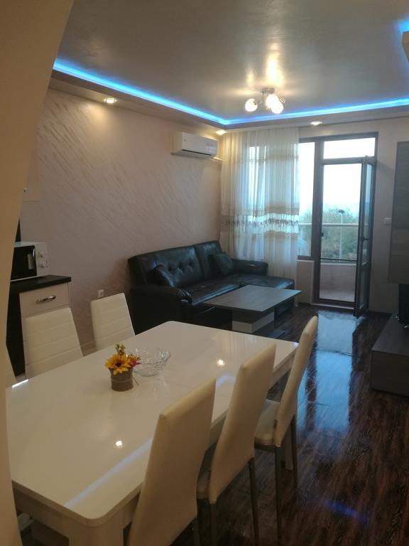 Sunshine Apartment Pomorie Extérieur photo